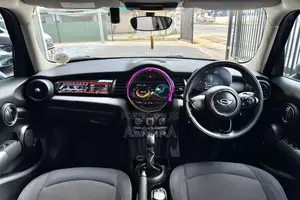 BMW Mini Cooper F55 2018