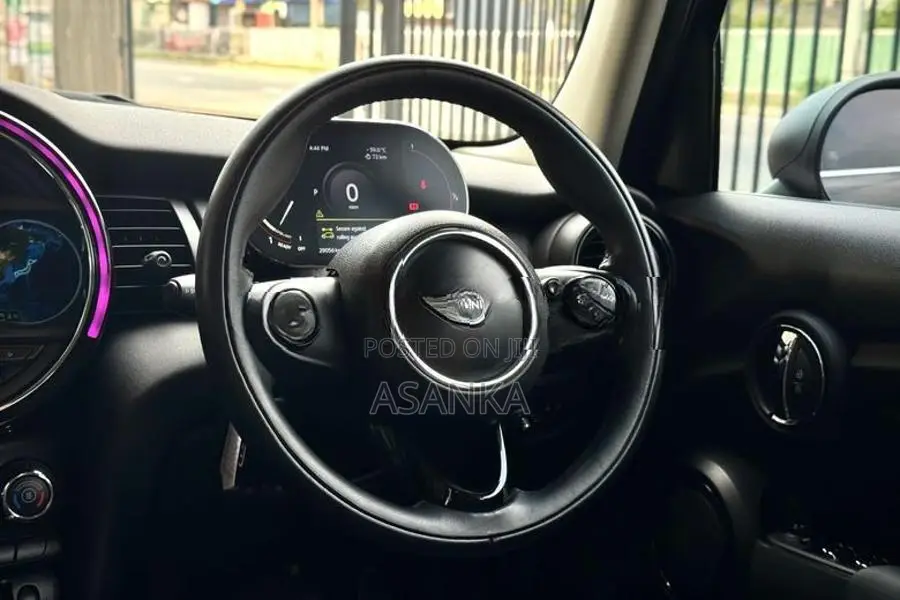 BMW Mini Cooper F55 2018