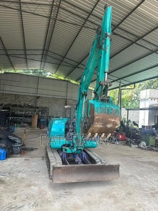 Excavator Komatsu PC30-7 2010