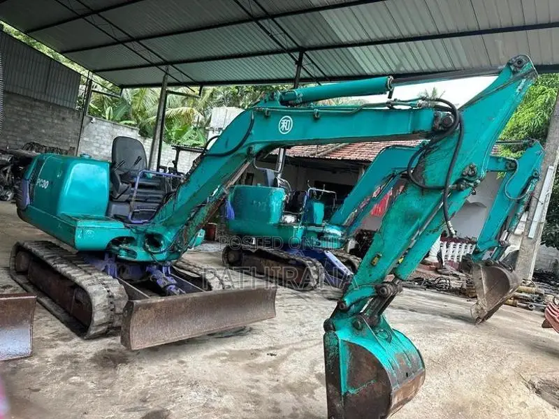 Excavator Komatsu PC30-7 2010