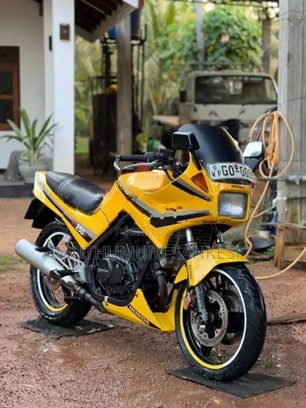 Honda VTR VT250F 1996