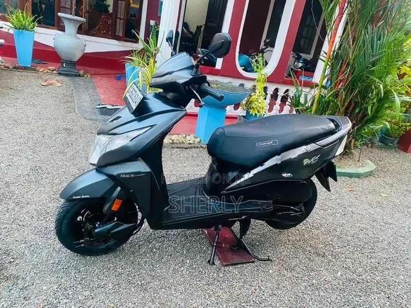 Honda Dio 2017
