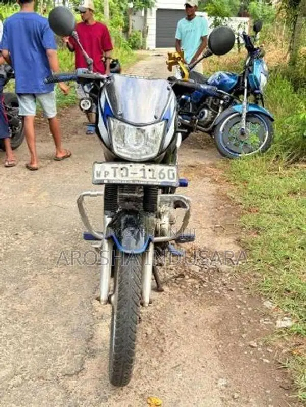 Bajaj CT100 2006