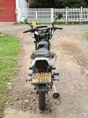 Bajaj CT100 2006