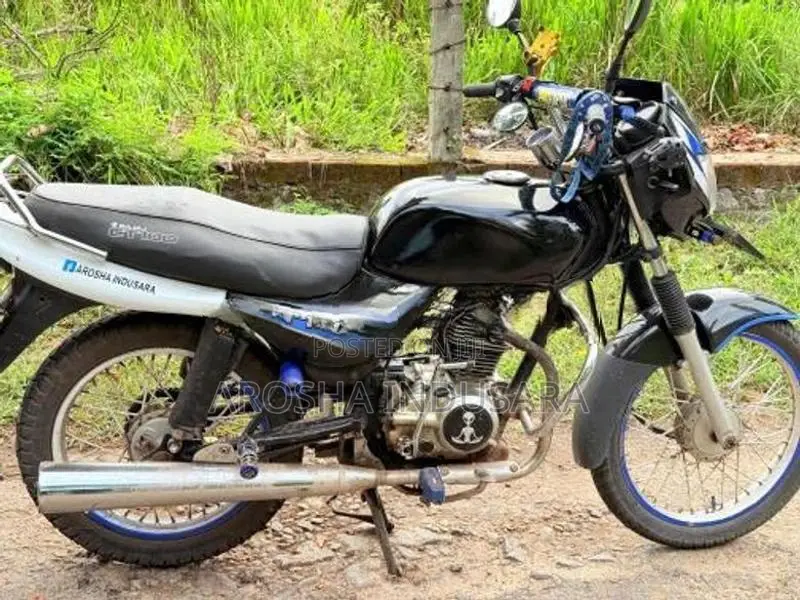 Bajaj CT100 2006