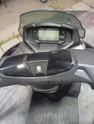 Suzuki Burgman 2020