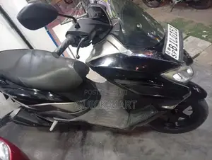 Suzuki Burgman 2020