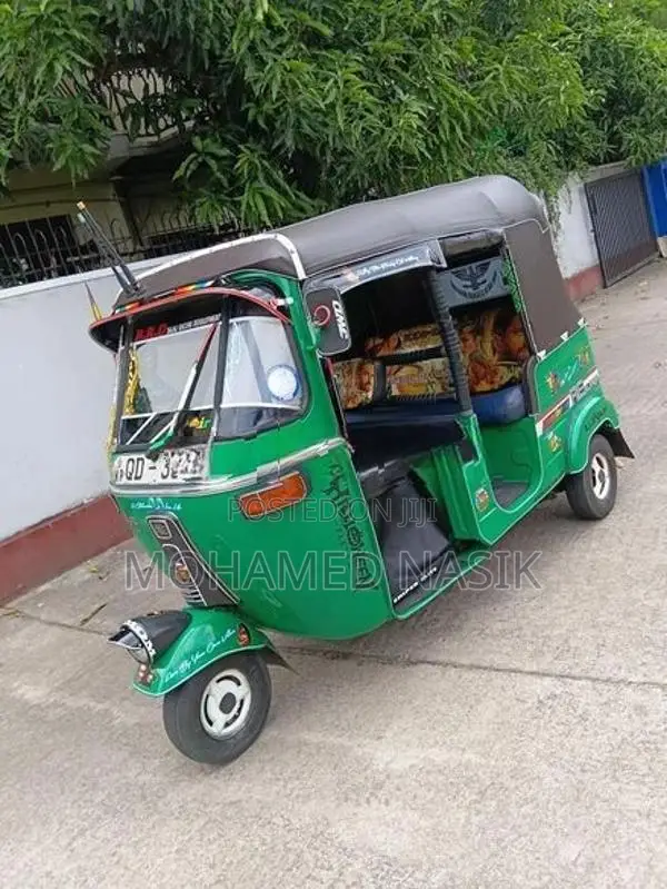 Bajaj RE 2006