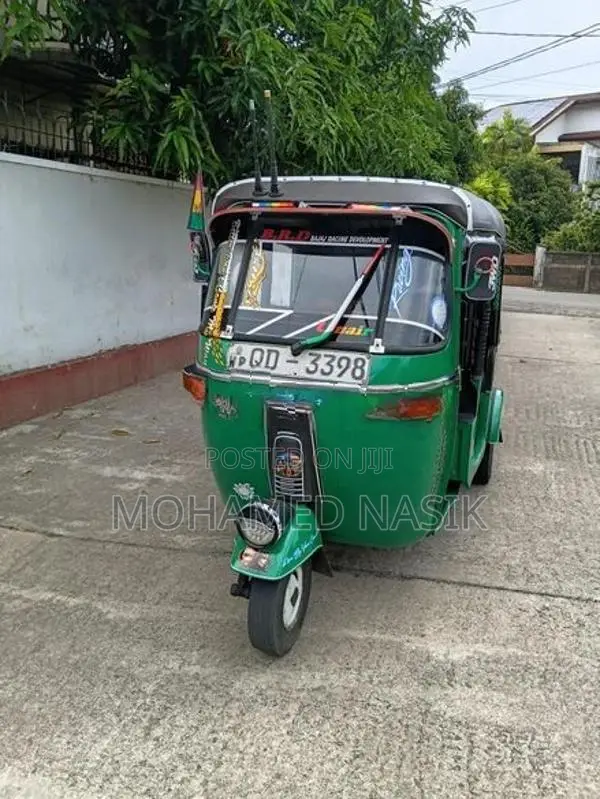 Bajaj RE 2006