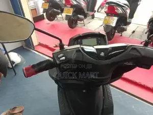 Suzuki Burgman 2020