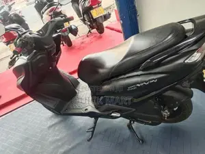 Suzuki Burgman 2020