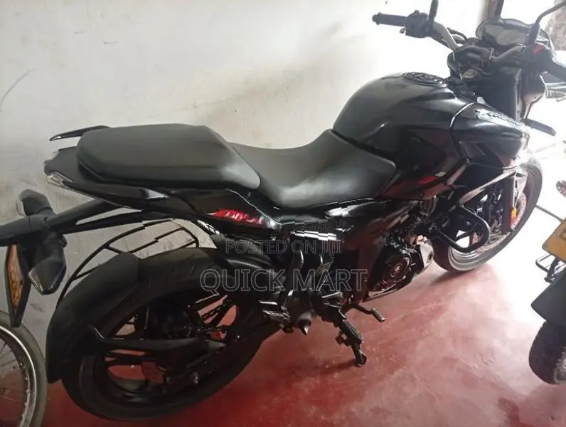 Bajaj Pulsar N160 2026