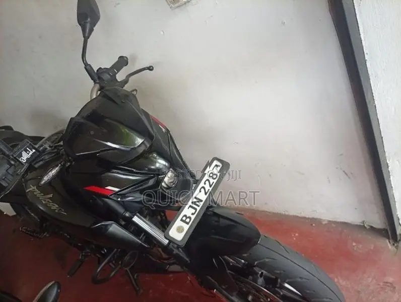 Bajaj Pulsar N160 2026