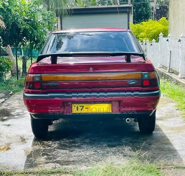 Ford Laser 1990