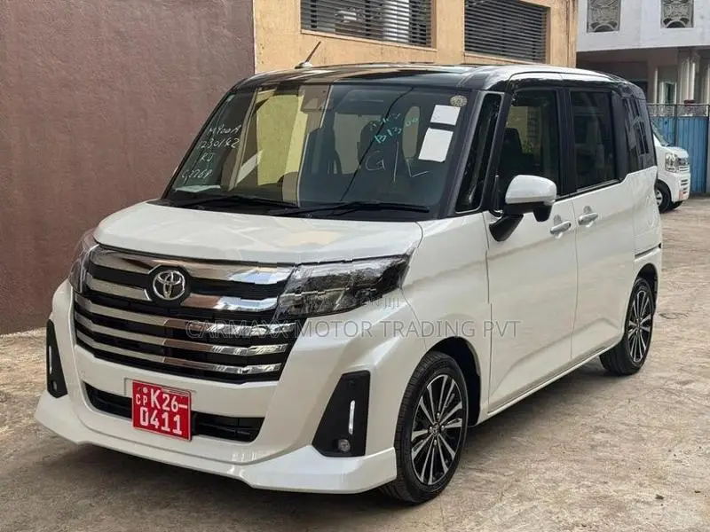 Toyota Roomy Custom GT Turbo 2025