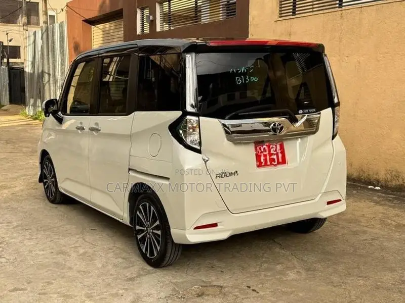 Toyota Roomy Custom GT Turbo 2025