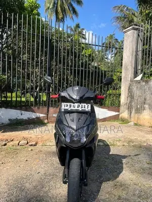 Honda Dio 2017