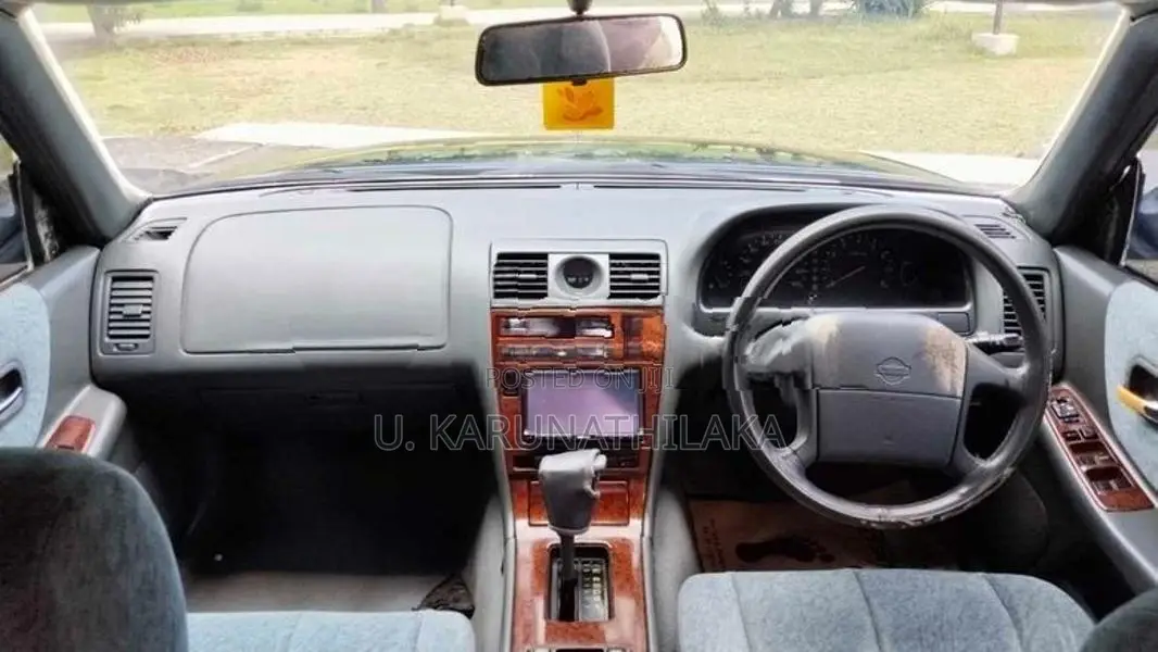 Nissan Gloria Laurel 1994