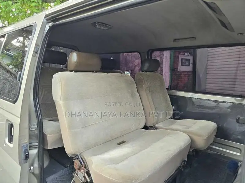 Nissan Caravan TD27 1999