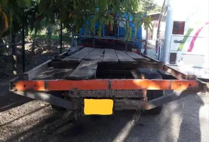 Isuzu Boom Truck for Parts