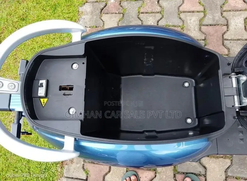Yadea M6 Electric Scooter 2025