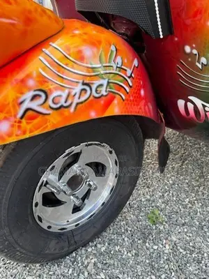 Bajaj RE 2003