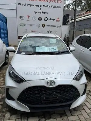 Toyota Yaris X Push Start 2024