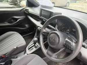 Toyota Yaris X Push Start 2024