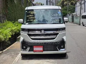 Suzuki Spacia CUSTOM Z 2025