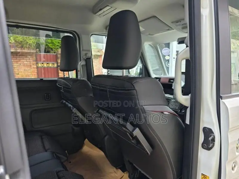 Suzuki Spacia CUSTOM Z 2025