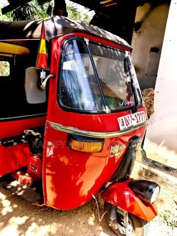 Bajaj RE 1995