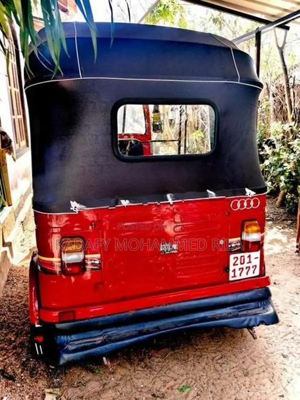 Bajaj RE 1995