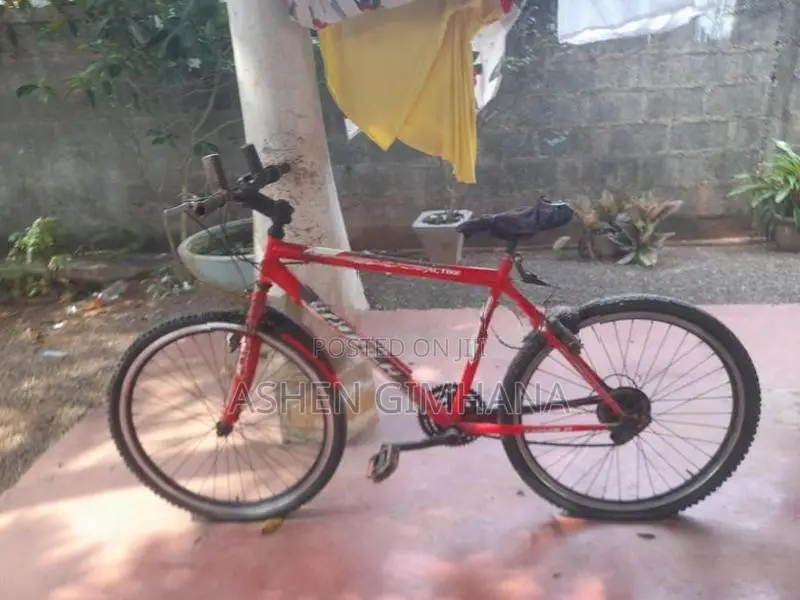 Lumala Red