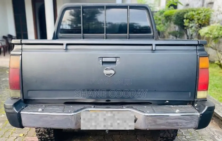 Nissan Double cab 1982