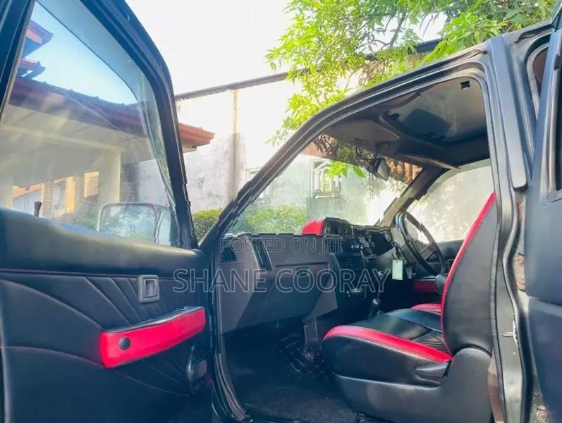 Nissan Double cab 1982