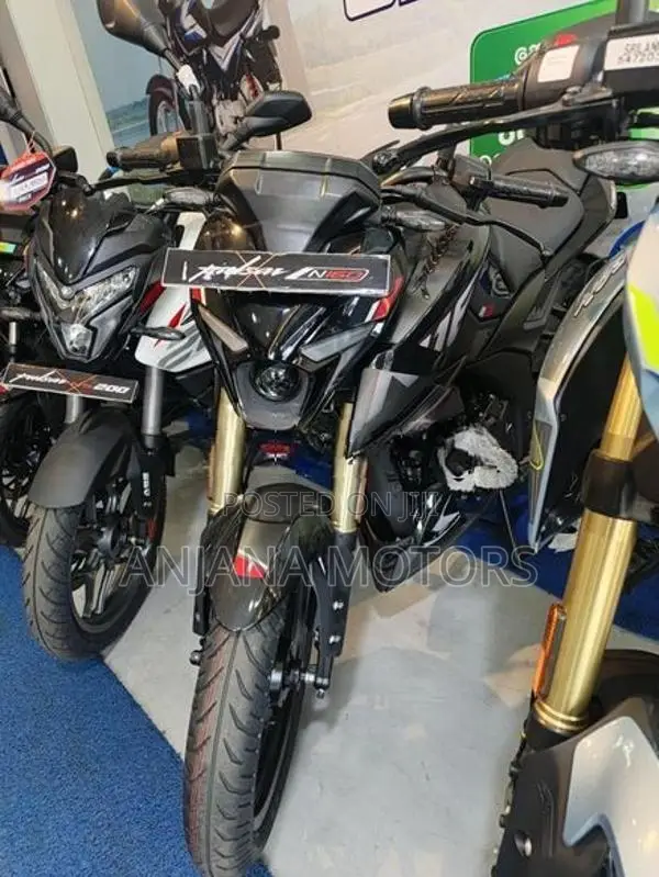 Bajaj Pulsar N160 Premium 2026