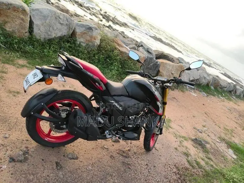 TVS Apache RTR 160 2026