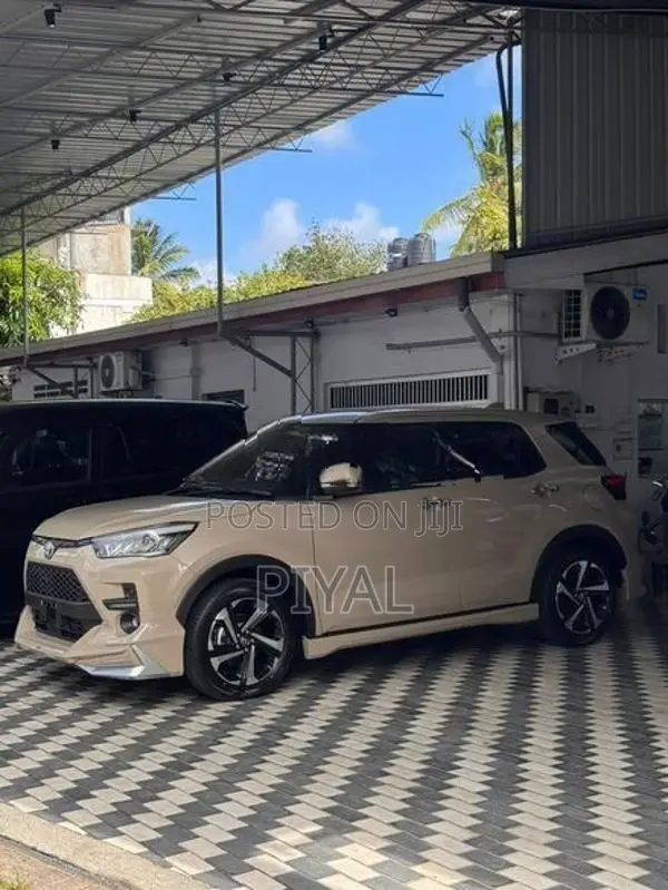 Toyota Raize Z hybrid 2026