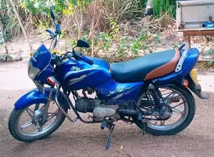 TVS Centra 2004
