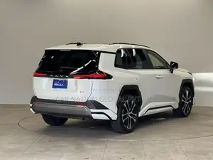 Toyota RAV4 Z Hybrid + Body kit 2026