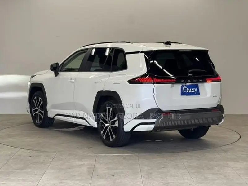 Toyota RAV4 Z Hybrid + Body kit 2026
