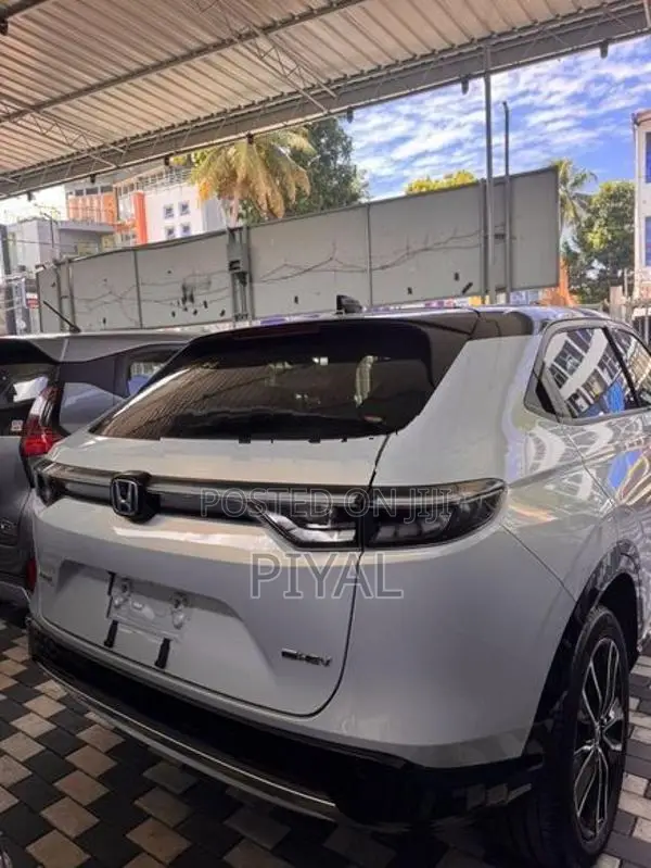 Honda Vezel Z play 2023