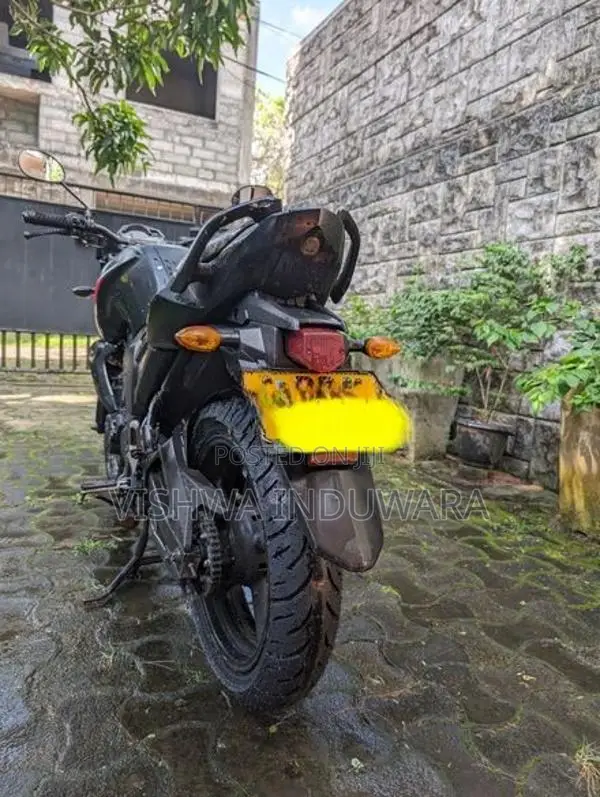 Yamaha FZ 2015