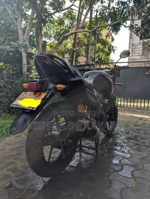 Yamaha FZ 2015