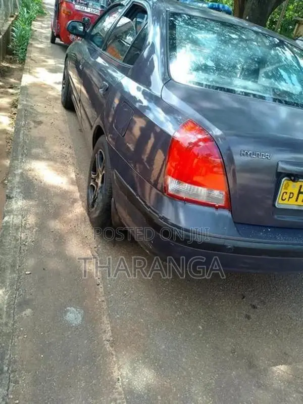 Hyundai Accent HB 2347 2000