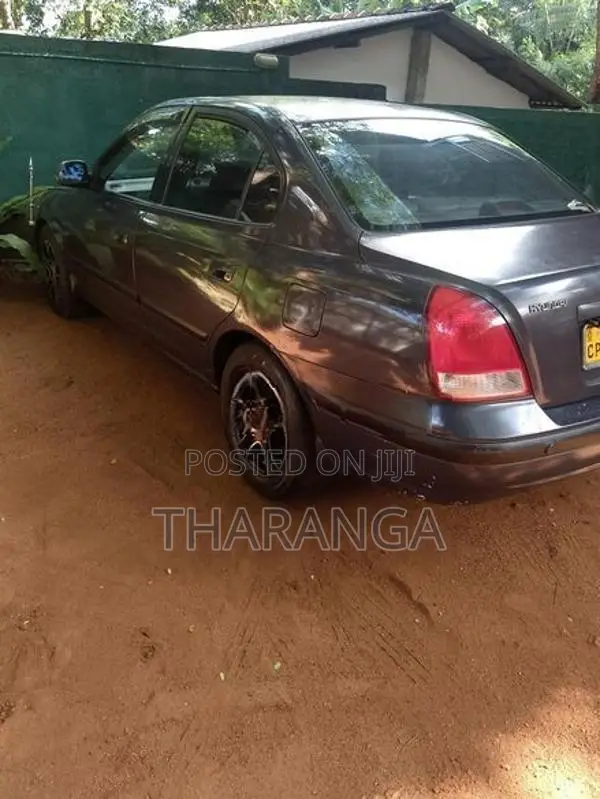 Hyundai Accent HB 2347 2000