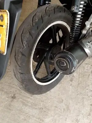 Bajaj Pulsar 180 2010
