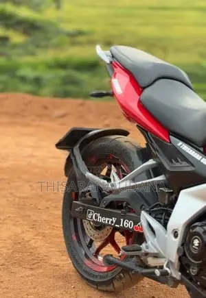 Bajaj Pulsar N160 2025