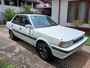 Toyota Carina 1989