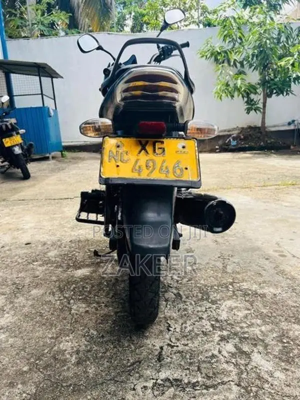 Bajaj Discover 100 2011